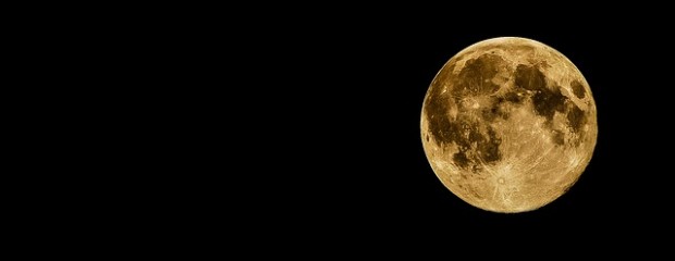 full-moon-415501_640 (2)