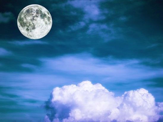 full-moon-496242_640